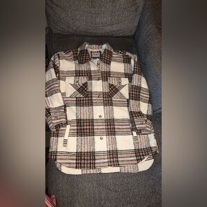 Women’s Flag & Anthem Plaid Shacket Size Large